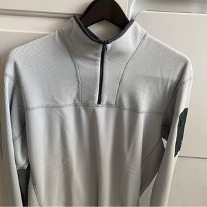 Arteryx grey long sleeve mens shirt
